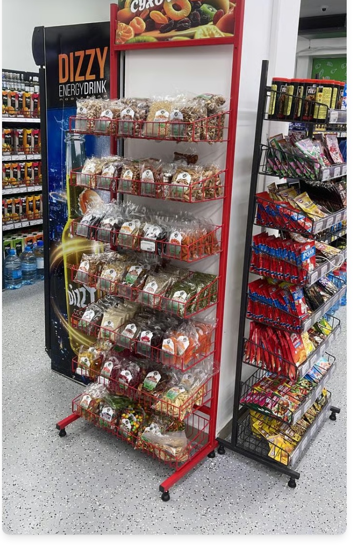 Фирменная полка Nature Food в магазине